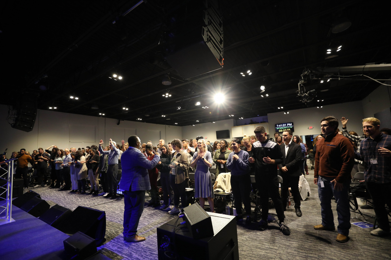 The Stand Night: 887