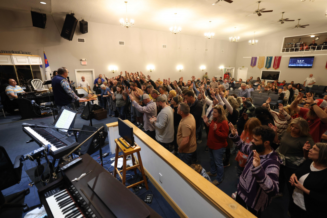 300 City Tour: Laconia, IN