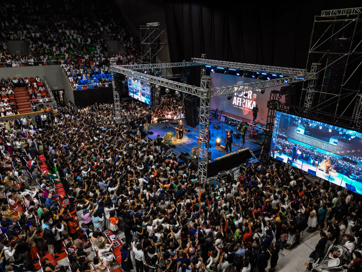 300 City Tour: Antananarivo, Madagacar Final Night