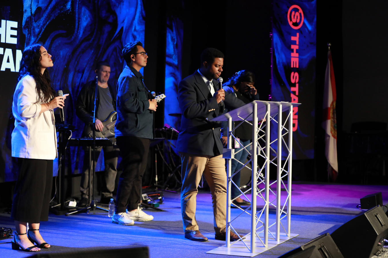 The Stand Night 1390