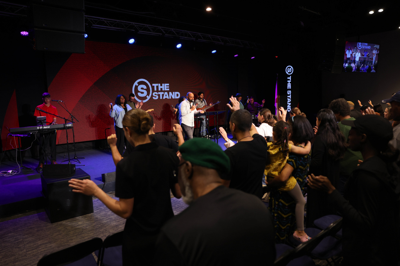 The Stand Night 1736